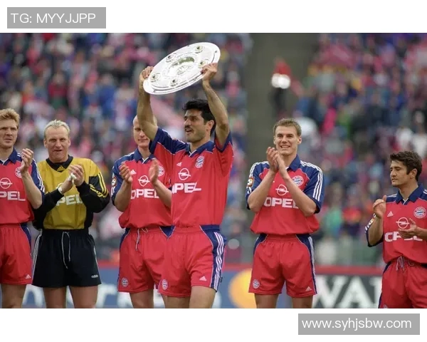 华雷斯与美洲队激战正酣谁能在这场对决中笑到最后